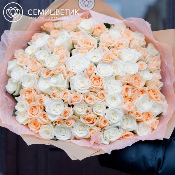 Букет из 101 кремовой и белой розы 35-40 см (Россия)