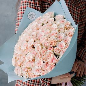 Букет из 101 нежно-розовой розы 40 см (Кения)