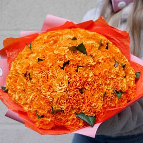 Букет из 101 оранжевой розы 35-40 см (Россия)