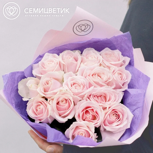 Букет из 15 нежно-розовых роз 50 см (Россия)